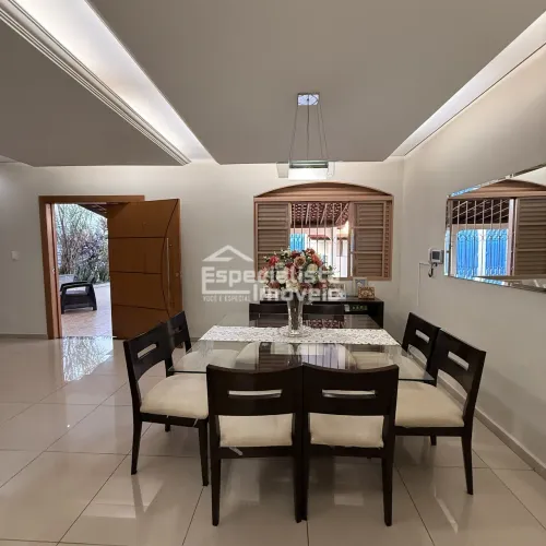 CASA INCRÍVEL NO SETOR MAIS COMERCIAL DE PORTO VELHO