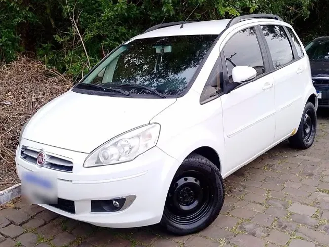Fiat Idea Attractive 1.4 Fire Flex 8V 5P 2014