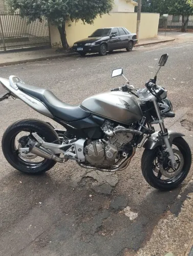 Hornet 600