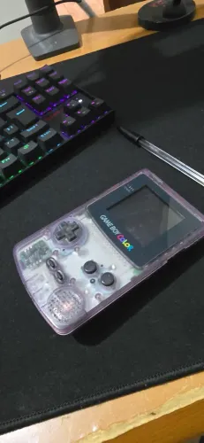 Game boy color translúcido