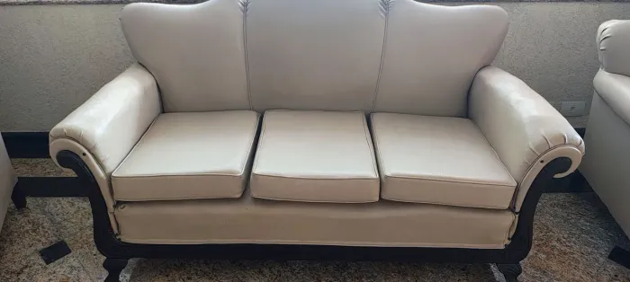 Conjunto de sofás 