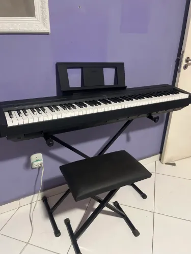 SUPORTE  E BANCO PIANO