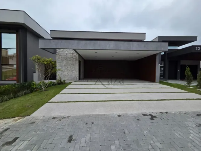 Oportunidade - Casa em Condomínio - Terras Alpha - 4 Suítes - 309m².