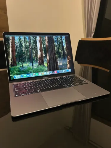 MacBook Air m1 2020 || 8Gb RAM || 256gb SSD - seminovo