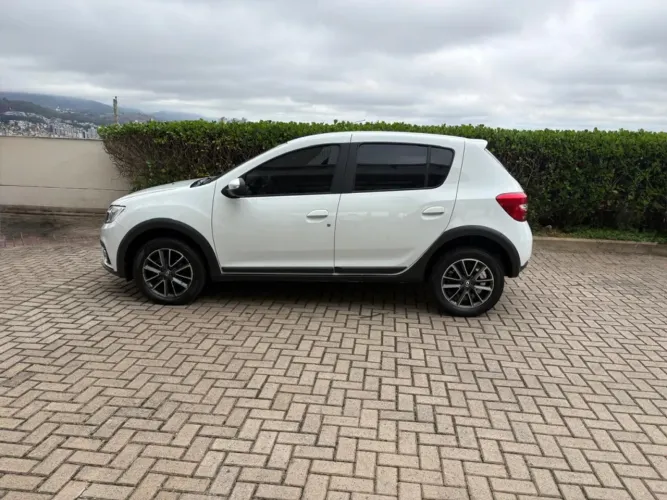 Renault Sandero Intense Flex 1.6 16V 5P Aut. 2020
