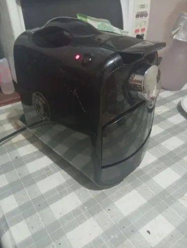 Cafeteira expresso delta qosmo