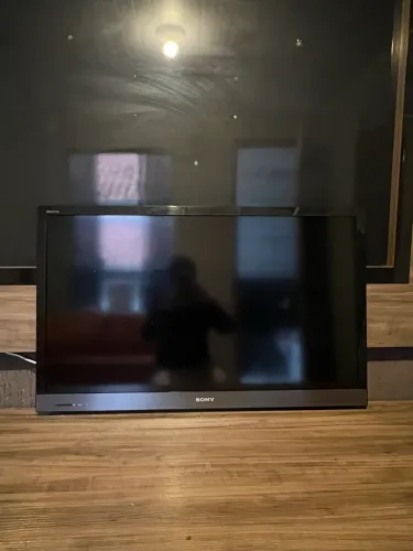 Sony bravia 40?
