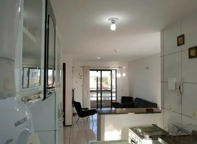 Apartamento Amplo, Mobiliado, Ar condicionado, 3 quartos. 2 varandas. Piscina