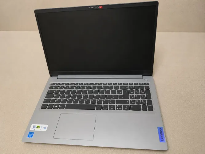 Vende-se Lenovo IdeaPad