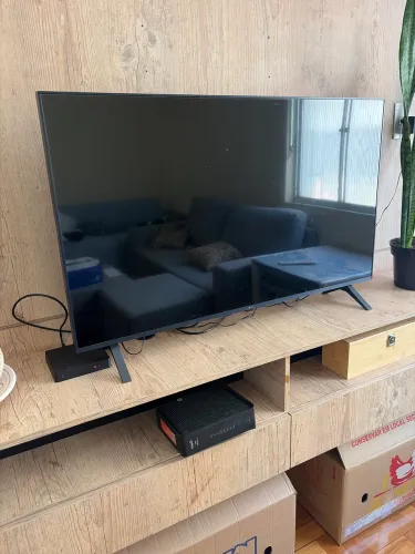 Smart TV LG 43? 4K UHD ThinQ AI - Excelente estado