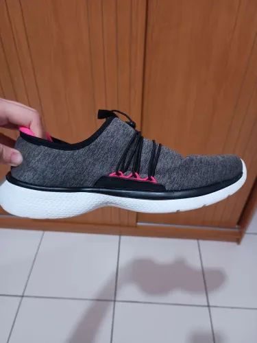 Tênis feminino 