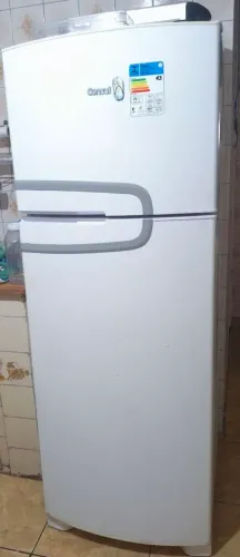 Vendo Geladeira Cônsul
