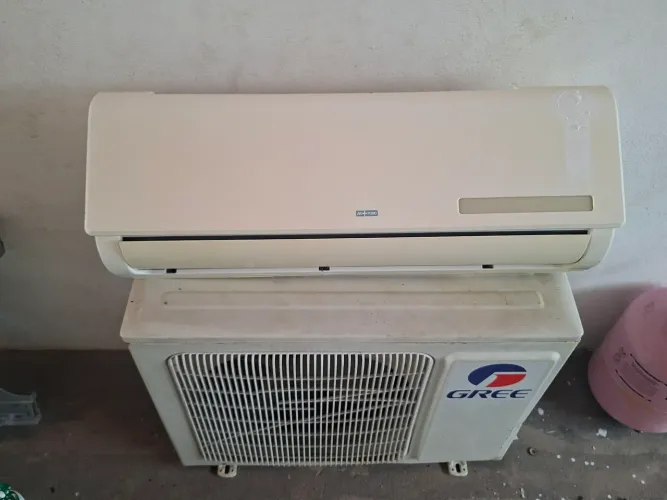 Ar condicionado  de 9 mil bths 