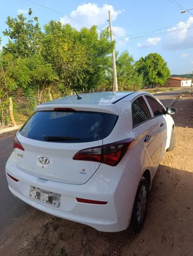 Hyundai HB20 Unique 1.0 Flex 12V Mec. 2019