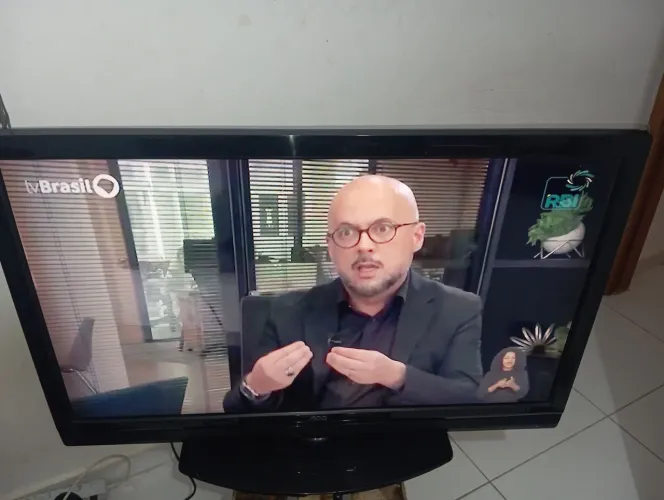 TV AOC 42? LCD | Tela Grande | Funcionando Perfeitamente.
