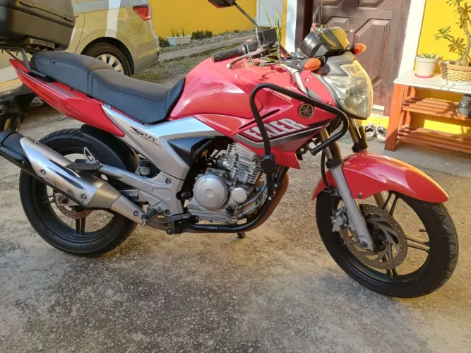 Vendo Fazer 2013 Gasolina ?