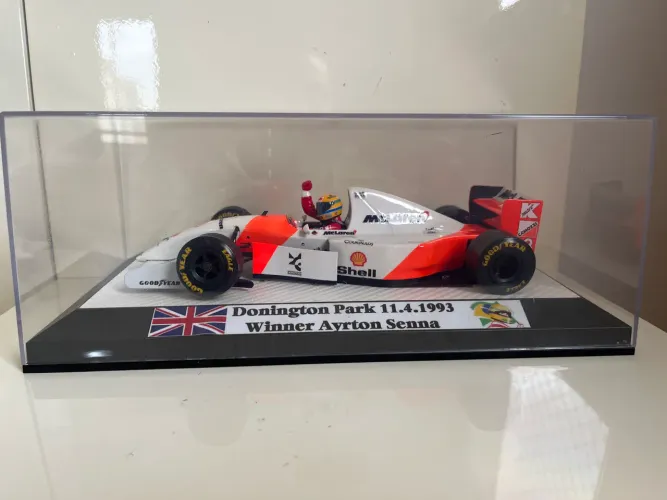 McLaren 1:18 Donington Park 11.4.1993 Winner Ayrton Senna Exclusiv Cars