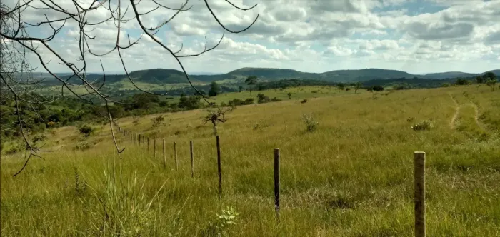 Imóvel para venda tem 20000 metros quadrados em Zona Rural - Cordisburgo - MG