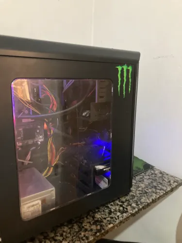 PC i3 7100 (entrada pronto para upgrade)