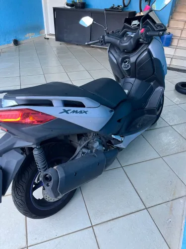 Xmax 21/22 cinza