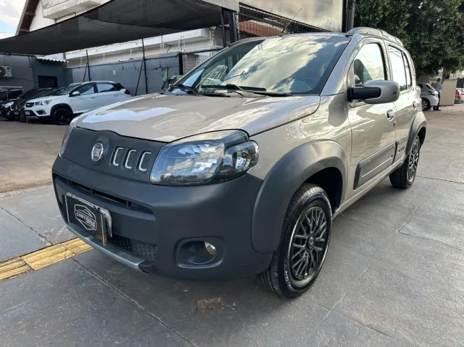 Fiat Uno WAY Celeb. 1.0 EVO Fire Flex 8V 5P 2012