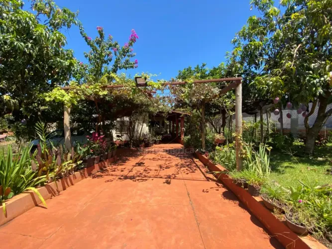 Chácara a venda e para locação com 2 suítes no Recanto Fazenda Nata em Londrina, Zona Lest