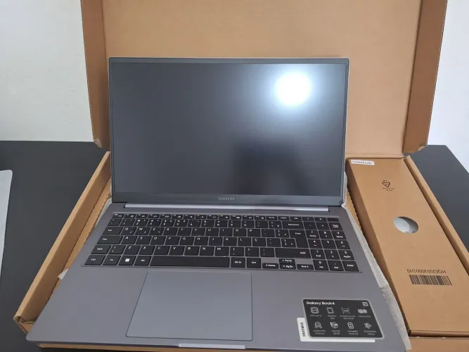 Notebook Galaxy Book4 15.6" 8GB 256GB SSD