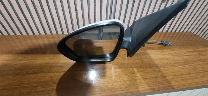 Retrovisor Cronos, Argo 