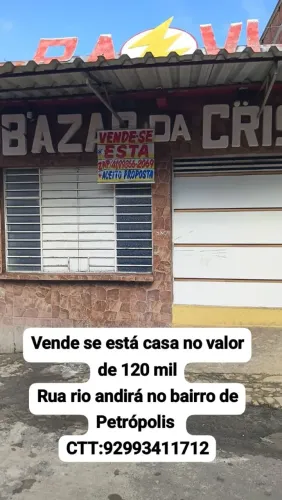 Casa em Petrópolis 2 quartos cozinha sala 1 banheiro garagem com ponto comercial