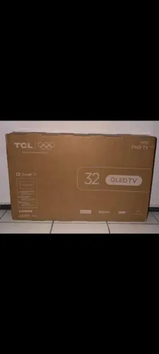 Tv 32 tcl na caixa