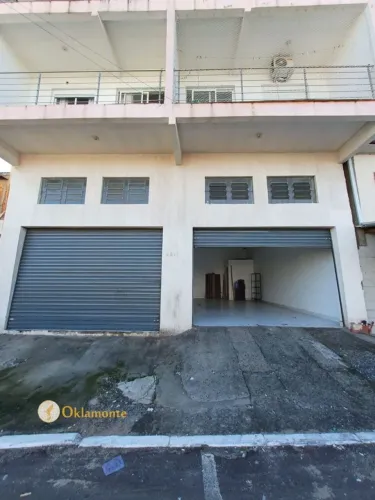 Casa com 1 Quarto(s) e 2 banheiro(s) para Alugar, 100 m² por R$ 3648 / Mês