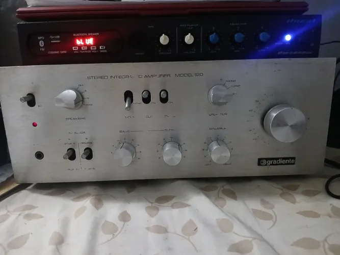 Amplificador Gradiente Modelo 120