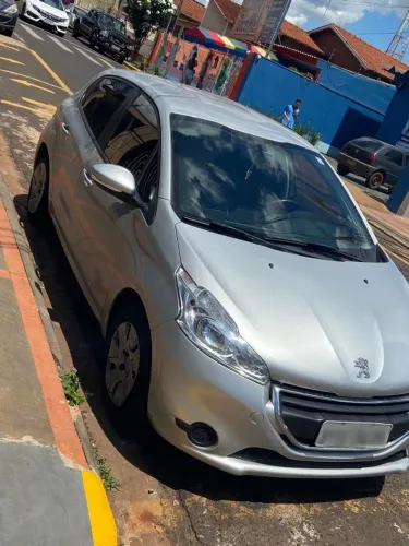 Peugeot 208 Active/active Pack 1.5 Flex 8V 5P 2015