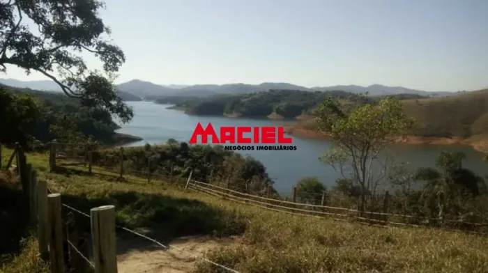 Rural Fazenda, Sítio e Chácara em Paraibuna