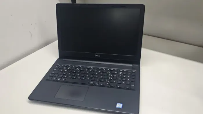Notebook Dell 15 polegadas i5 7ª geração / 8GB / SSD 240GB
