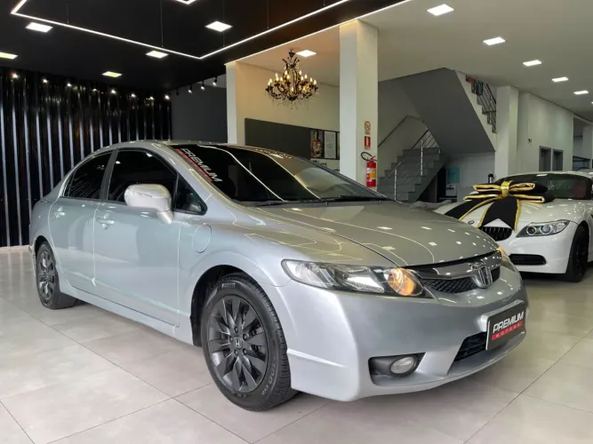 Honda Civic Sed. Lxl/lxl SE 1.8 Flex 16V Mec. 2011