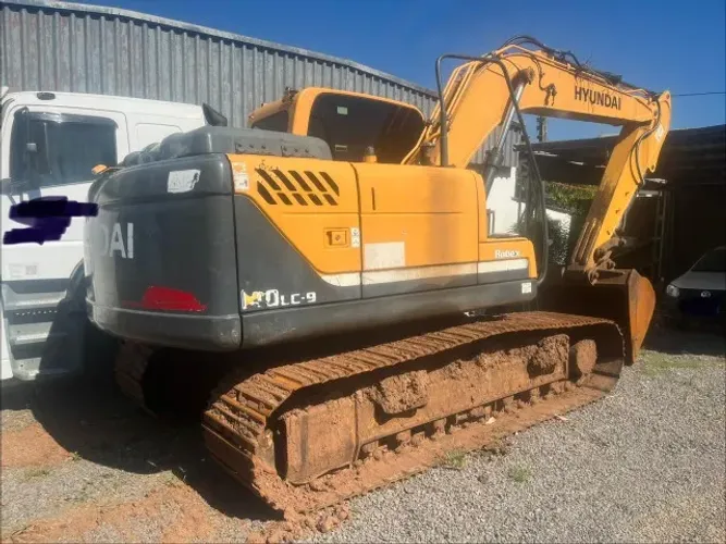 ESCAVADEIRA R140LC-9 2017