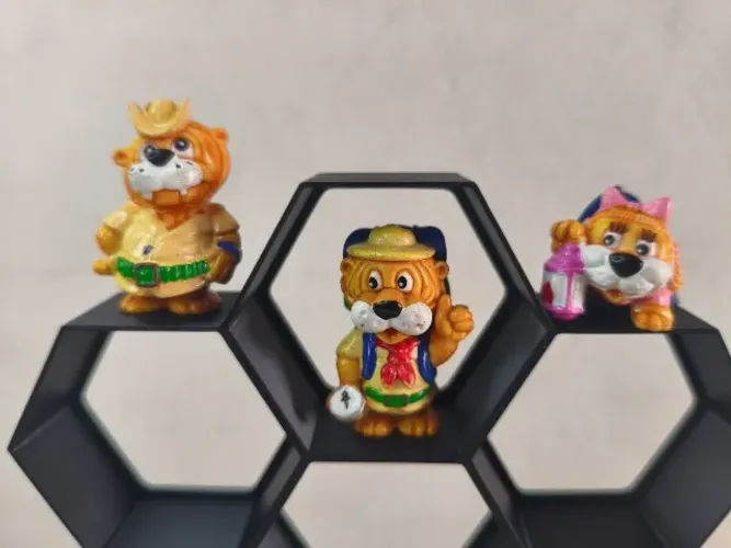 Miniaturas Leoventuras Kinder Ovo