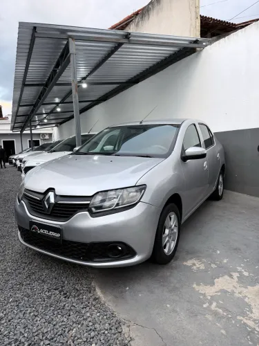 Renault Logan Dynamique Hi-flex 1.6 8V 4P 2015