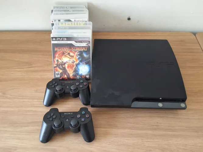 PS3 ,usado ,excelente estado e vários jogos originais