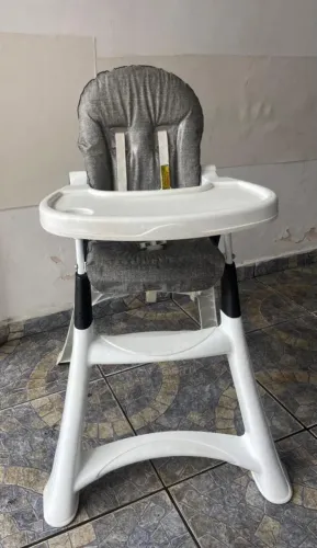 Cadeira de Alimentação Infantil