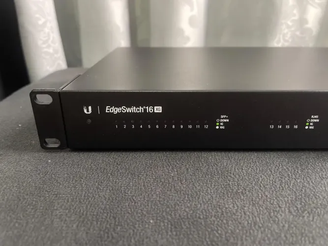 SWITCH UBIQUIT Edge 16 XG 