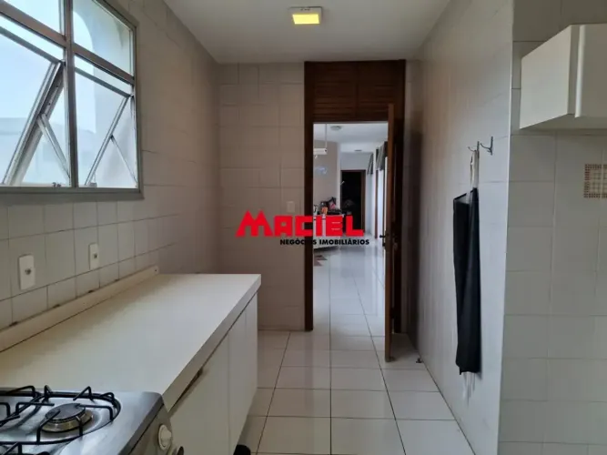 BAIRRO + CHARMOSO = VILA EMA - APARTAMENTO VAGO - 3 VAGAS DE GARAGENS-