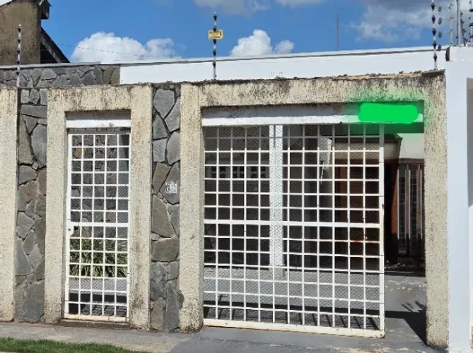 Portão social e portão de garagem