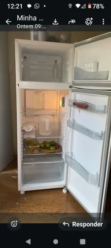 Linda geladeira moderna *51