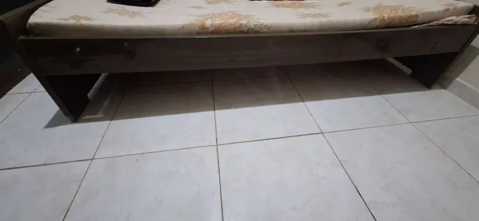 Vende-se cama de casal