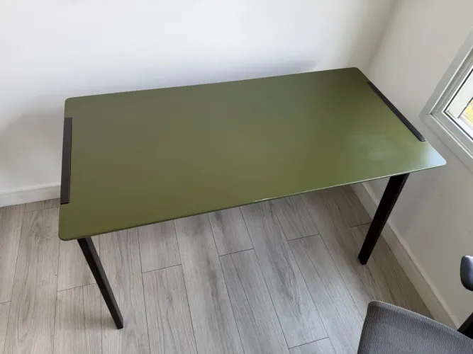 Mesa de escritório Tok&Stok 120cmx60cm