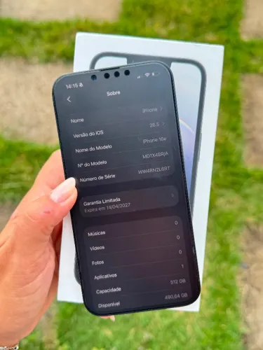 iPhone 16e