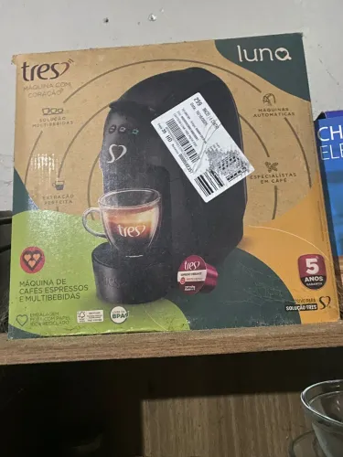 Cafeteira três coracao