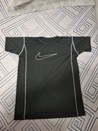 Vendo camisas Tamanho P